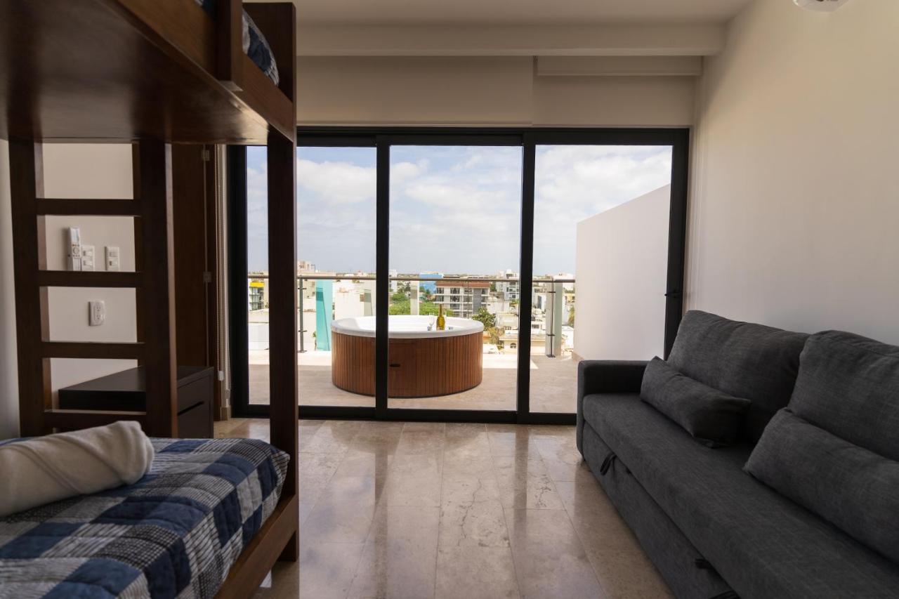 New & Equipped Apartment Steps From The Beach With Pool Jacuzzi By Yeah Playa del Carmen Exteriör bild